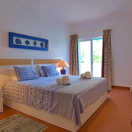 Apartament Sunny Sea By The Sea *
